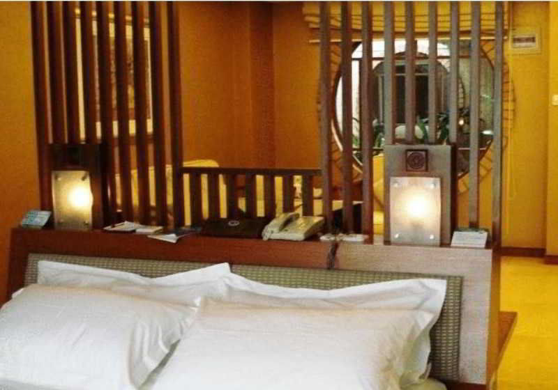 Yihe Hotel גואנגג'ואו מראה חיצוני תמונה