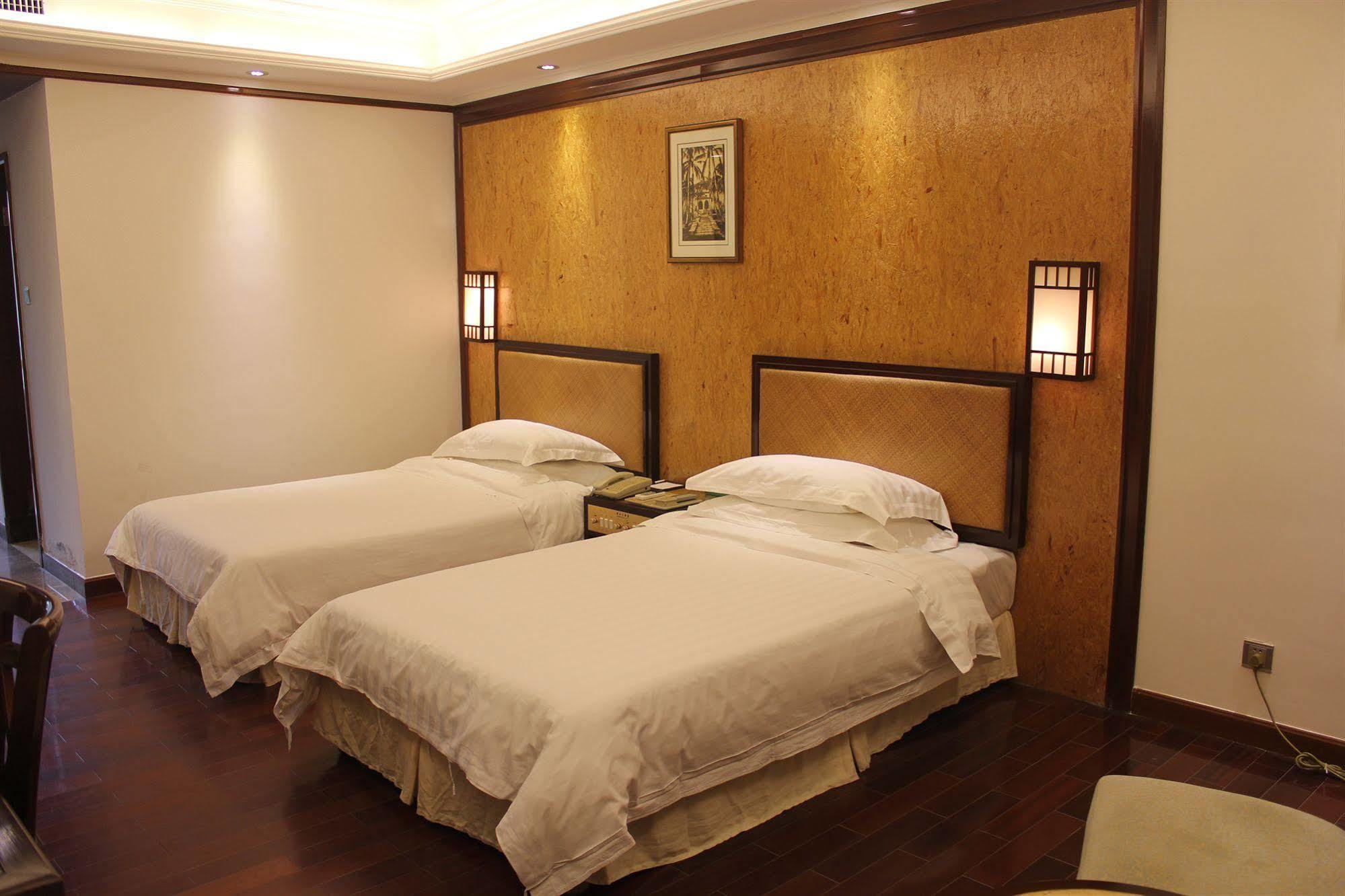 Yihe Hotel גואנגג'ואו מראה חיצוני תמונה