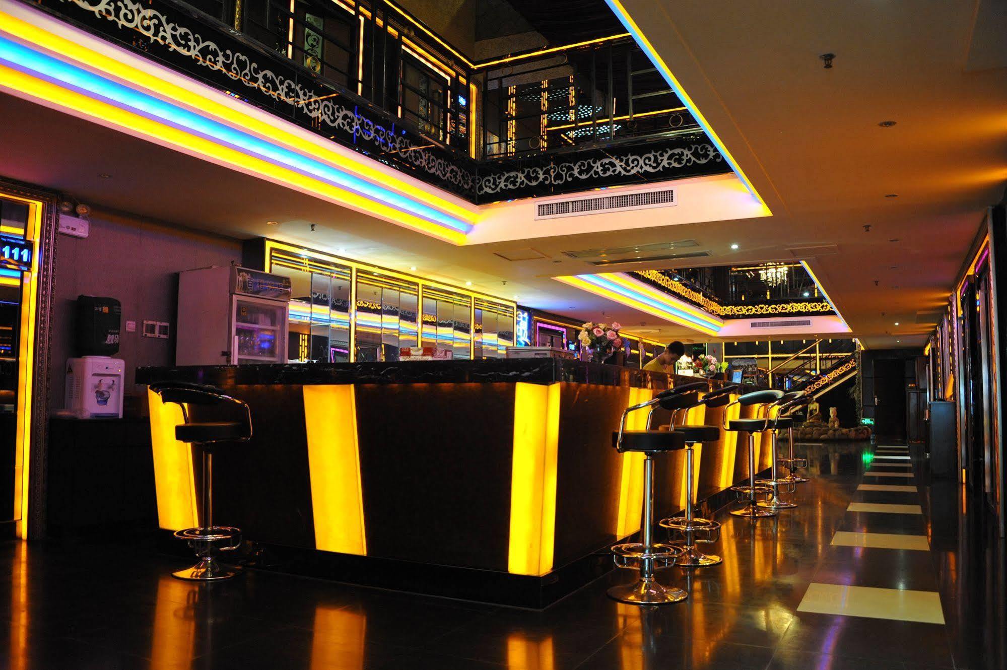 Yihe Hotel גואנגג'ואו מראה חיצוני תמונה